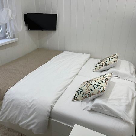 Cosy Apartmant In Hodonin Lägenhet Exteriör bild
