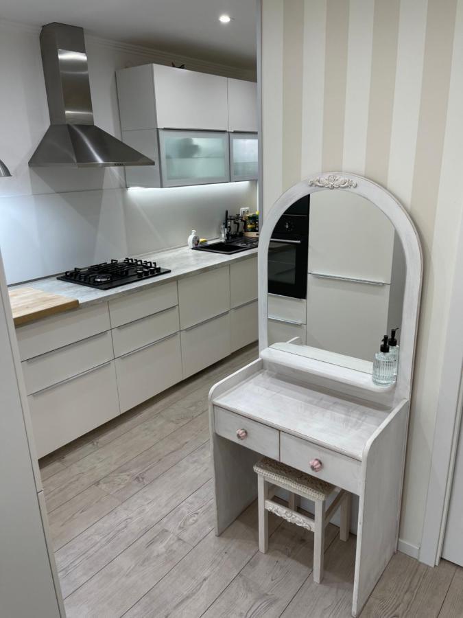 Cosy Apartmant In Hodonin Lägenhet Exteriör bild