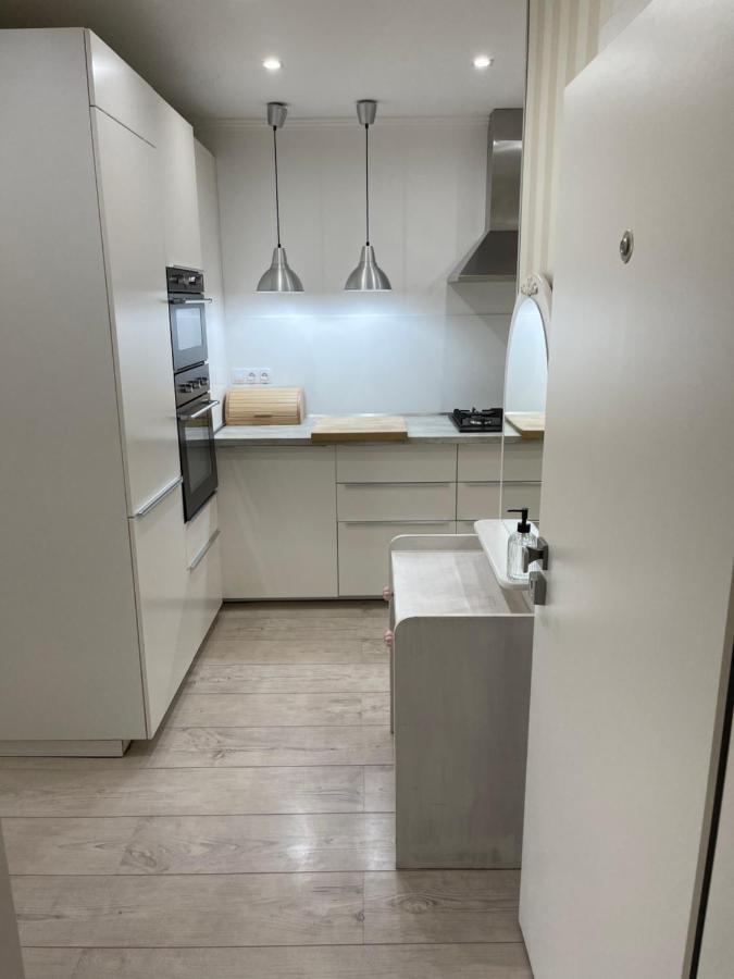 Cosy Apartmant In Hodonin Lägenhet Exteriör bild