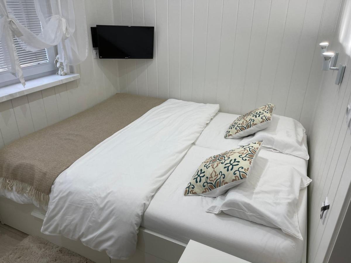 Cosy Apartmant In Hodonin Lägenhet Exteriör bild